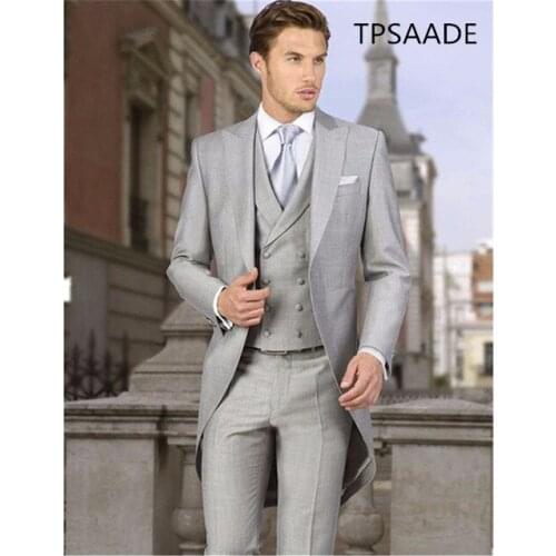 2020 new fashion mens suits business casual style light gray mens pioneer Slim version of the wedding suite groom dress 3 sets