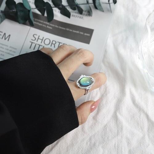 Vintage Retro Color Change Mood Ring Oval Emotion Feeling Changeable Ring Temperature Control Men and Women Ring Jewelry