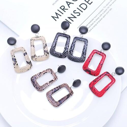 2019 Best Selling Small Fresh Leather Drop Earrings &4 Color Simple Leopard Brincos For Women Jewelry Clothing Accessories Gift