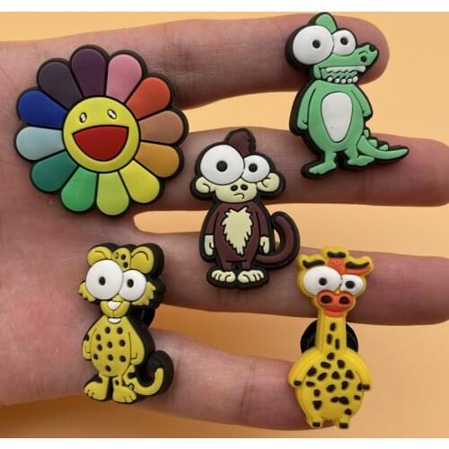 Single Sale 1Pcs Funny Animals 5 Types Shoe Charms Accessories Small-Eyed Big-Eyed Animals PVC Croc Jibz Buckle for Kids Gifts