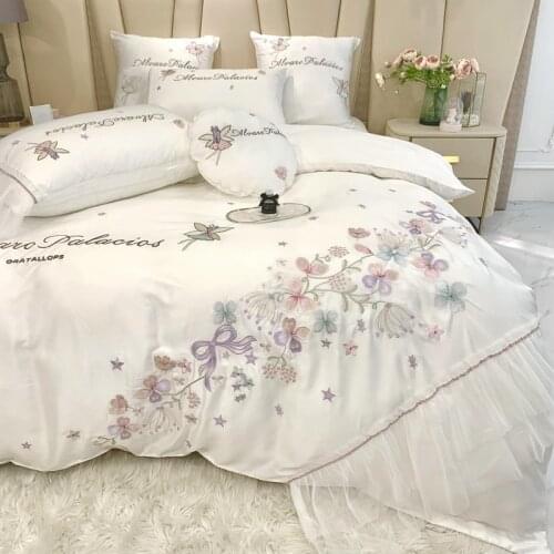 Luxury White Flowers Embroidery Egyptian Cotton Princess Bedding Set Lace Double Duvet Cover Set Bed Fitted Sheet Pillowcases