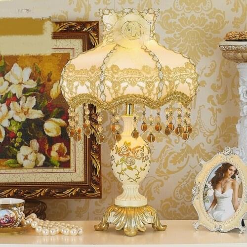 European style table lamp luxury bedroom bedside lamp Princess back to the ancients warm livingTable pastoral lace large ZL505