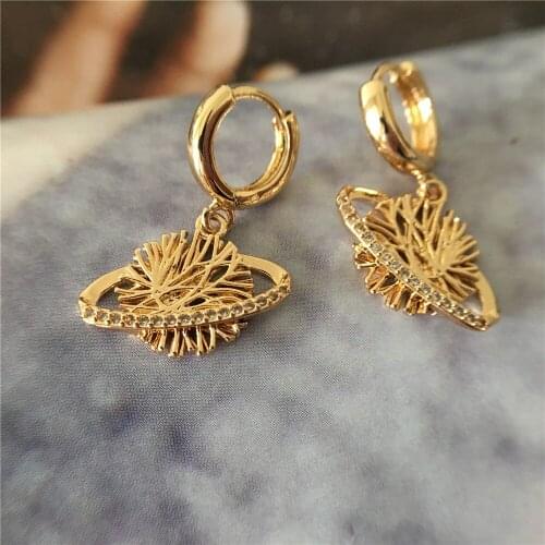 New Arrivals Gorgeous Gold Color Plating Small Zircon Paving Galaxy Charm Hoop Earrings For Women Girl Elegant Gorgeous Jewelry