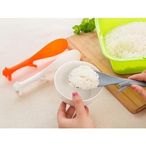 Lovely Kitchen Supplie Squirrel Shaped Ladle Non Stick Rice Paddle Meal Spoon Kitchen Accessories Practical Spoons