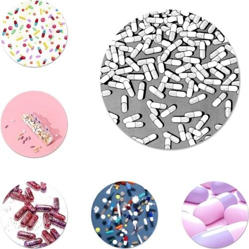 Pill Patterns Tablets and Capsules pop Icons Pins Badge Decoration Brooches Metal Badges For Backpack Decoration