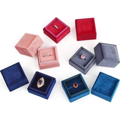 100pcs/lot Creative Square Corduroy Jewelry Box Ring Pendant Box Velvet Necklace Rings Jewelry Storage Case Gift Boxes Wholesale