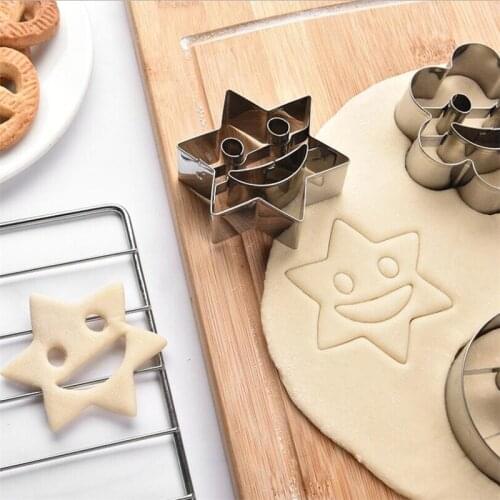 4pcs/set Smiley Stainless Steel Cookie Cutter Biscuit Mold Fondant Cake Mold Baking Tools Sugar Biscuit Mold