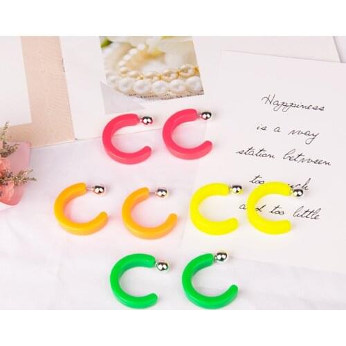 2020 Summer Korean Neon Green Yellow Resin Hoop Earrings Sweet Candy Color C Shape Earrings Fairy Frosted Geometric Earrings