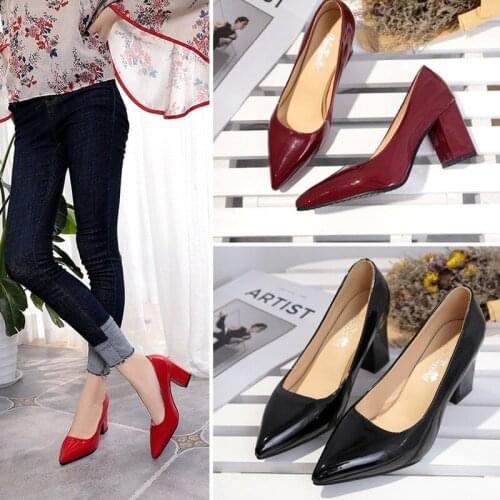 2018 New Women Pumps Black High heels 7.5cm Lady Patent leather Thick with Autumn Pointed Single Shoes Female Sandals Big 33-43