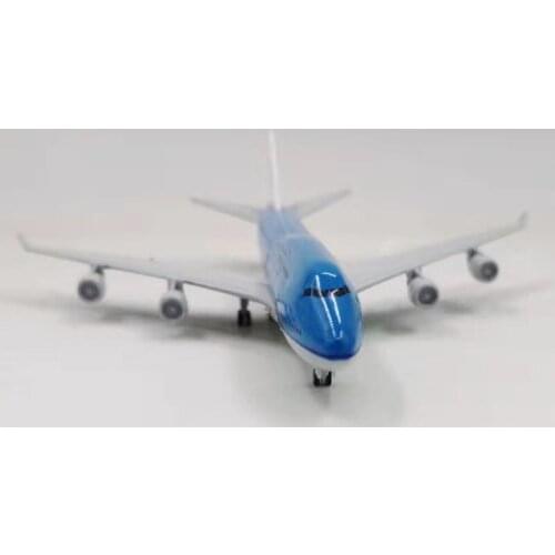 Standable aviation model 20CM Airbus Boeing B747 Royal Dutch Airlines aircraft airplane alloy model toy and landing gear series