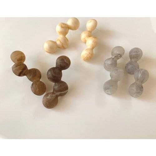South Koreas New Retro S925 Resin Earrings Marble Texture Geometric Ball Earrings Fashion Temperament Wild Earrings