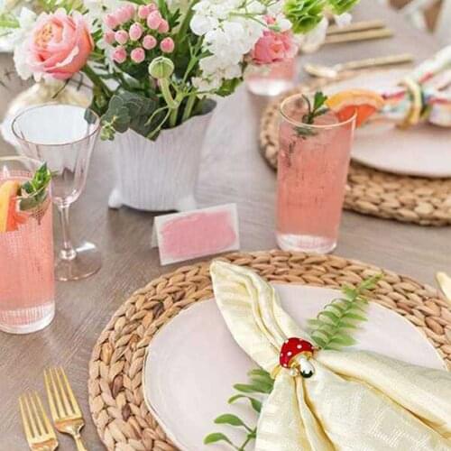 10Pcs Mushroom Napkin Rings Red Napkin Ring Holders Holiday Table Decor for Wedding Party Dining Table Decoration