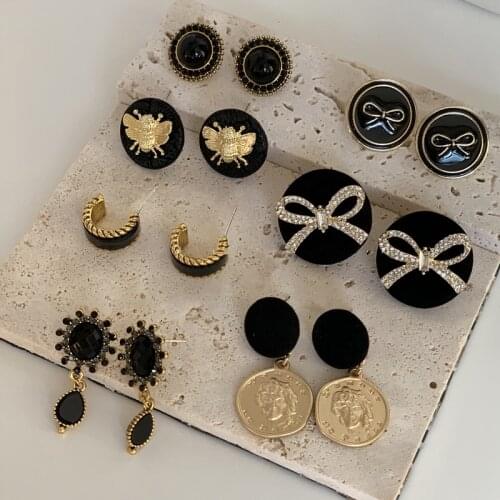 AOMU 2020 Autumn Winter Vintage Black Color Shiny Crystal Bowknot Bee Tassel Imitated-Pearl Geometric Earring for Women Jewelry