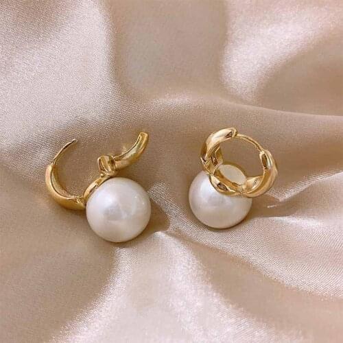 Pearl Earring For Women Girls Gold Color Hoop Earrings Small Huggie Earrings Oorbellen Baroque Fashion Jewelry