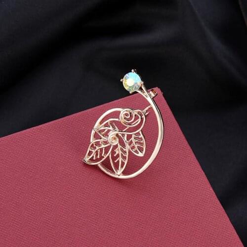 Hot Sale New Women Personality Wild Leaves High-grade Brooch Zircon Popular Womens Clothing Accessories Brooch