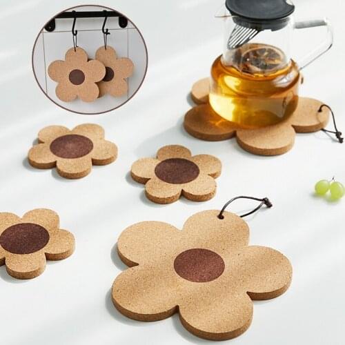 Nordic Cup Pad Flower Shape Cup Coaster for Home Cafe Anti-stain Cup Mat Heat Insulation Coasters for Dining Table Desktop Decor