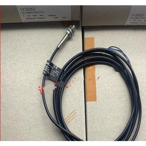 3pcs High quality proximity switch IY5034 IY5052 IY5049 IY5029 IY5049 IY5048 II5936 IY5029 IY5036