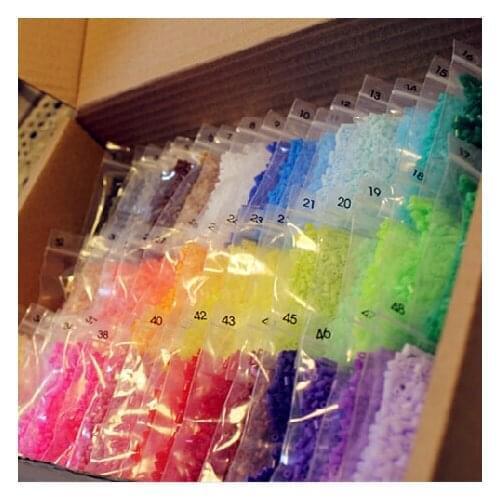 2000pcs/bag 2.6mm mini hama beads kids Perler Fuse Bead toys available 100%quality guarantee diy toy activity diy Iron beads