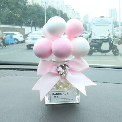 Lovely Ballons Anime Figurines Perfume Car Air Vent Freshener Scent Aromas Diffuser Decor Auto Interior Accessories For Women