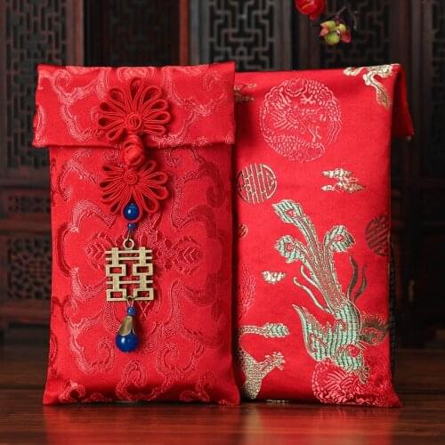Get married 10 million yuan Big red bag Personality Creative wedding Hi word Cloth is a red envelope Gift package