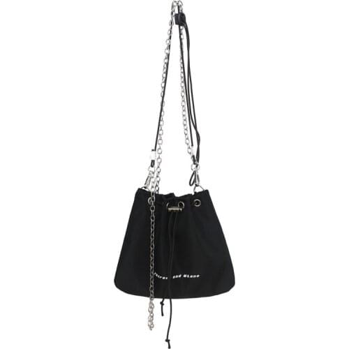 Womens Bag 2021 New Crossbody Retro Chain Bucket Bag High-quality Casual Simple One-shoulder Diagonal Drawstring Small Bag