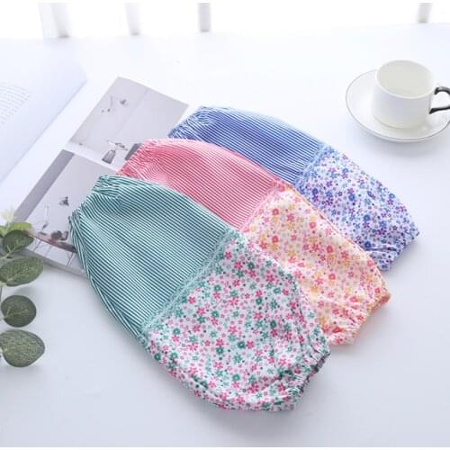 A Pair of Kitchen Cuff Sleeves Long Oil-proof and Antifouling Fashion Floral Office and Home Cleaning Appliances