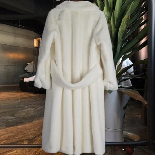 Loehsao Women's White Jackets