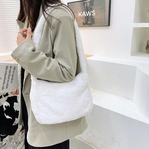 Fashion Womens Shopper Bag Plush Cherry Pattern Printing Shoulder Underarm Bag Autumn Winter Simple Style Ladies Small Handbags