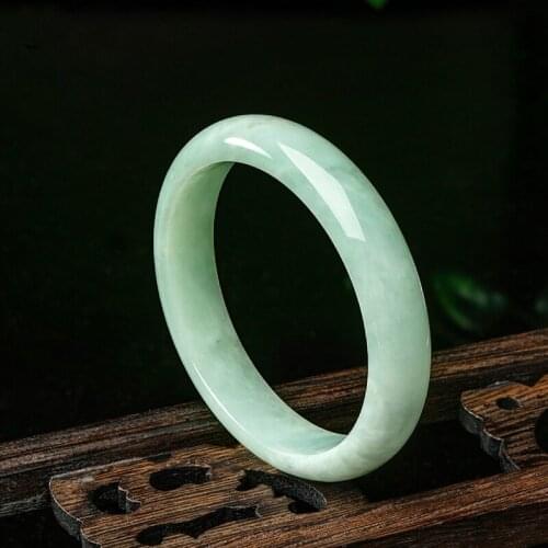 Natural Jadeite Bangle Light Green Jade Bracelet Hand Carved Round Fashion Elegant Charm Women Jewelry Accessories Gift