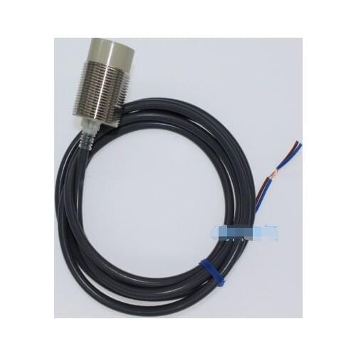 E2E-X18ME2-Z. 2M BY OMS Proximity switch