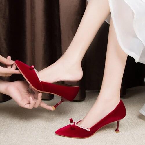 Rimocy Elegant Red Velvet Pearls Pumps Woman Sexy Pointed Toe Thin High Heels Party Wedding Shoes Women Spring 2021 Zapatos Lady