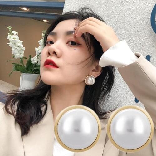 Fashion Womens Earrings Bohemian Statement Jewelry 2021 Trendy Geometric Imitation Pearl Stud Earrings for Women Accessories