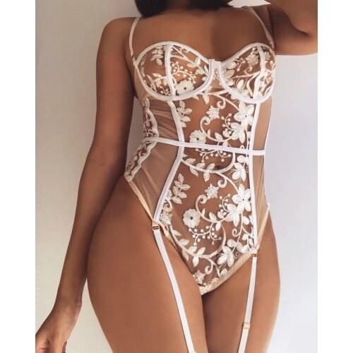 Fashion New Women Underwear Set French Style Lingerie Bralette Quality Dress Hot Soft Nightwear Brassiere white