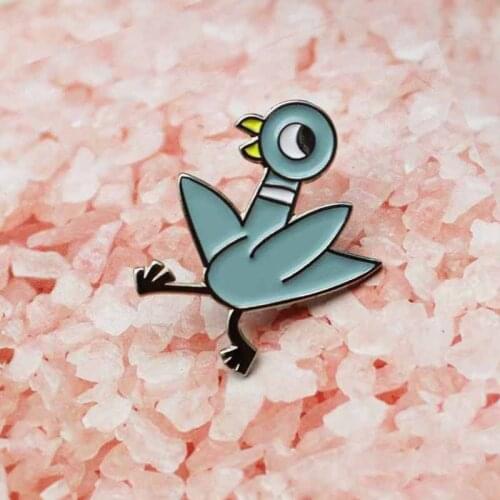 Cute duck chicken bird Metal Enamel Pins Big eyes bird fun cartoon animal badge lapel brooch shirt jewelry gift Bijoux