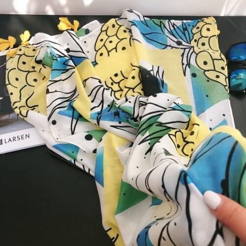 2021 Spain Fashion Pineapple Fruit Pattern Viscose Scarf Print Soft Hijab Shawls and Wraps Female Foulards Echarpe Muslim Snood
