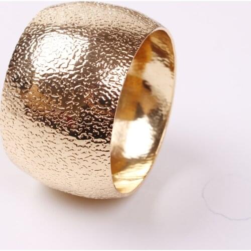 10pcs Simple high-end drum-shaped golden starry napkin ring Golden napkin buckle napkin ring