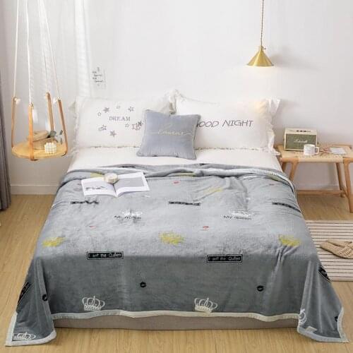 Crown Thicken plush bedspread blanket 200x230cm High Density Super Soft Flannel Blanket for the sofa/Bed/Car