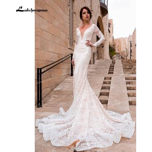 Gorgeous Lace Mermaid Wedding Dresses Low V-Neck Illusion Long Sleeve Applies Pleats Ruched Court Train Bride Gowns casamento