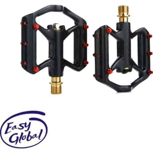 New UltraLight Bicycle Pedals Lightweight Carbon Fiber Platform Pedal MTB Road Cycling Titanium Axle Pedals Bike Pedals 1 pair