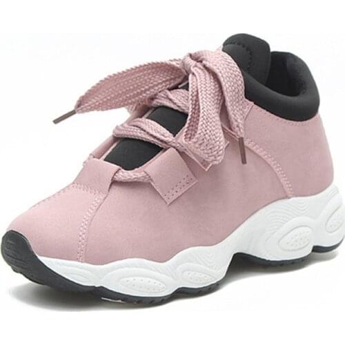 Woman Outdoor Breathable Comfortable Couple Shoes Lightweight Athletic Sneakers Women High Quality