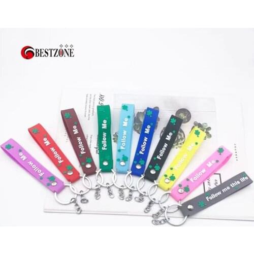 50Pcs/Pack Lucky Four Three Leaf Clover Key Chain Ring Pendant Decoration Follow Me Soft Rubber Creative Gift For Capsules Balls