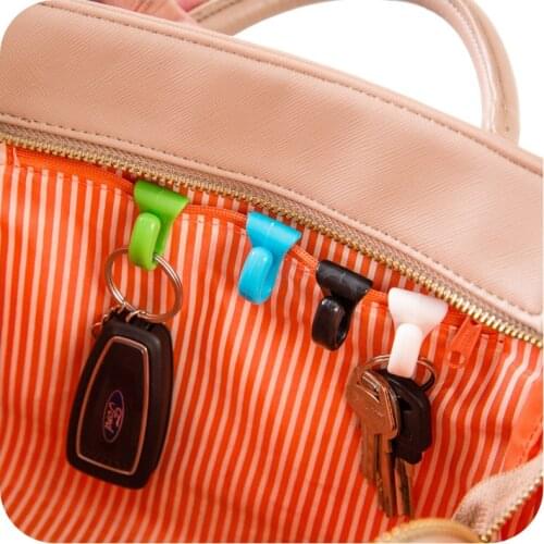2 PCS and colorful mini built-in bag clip to prevent lost key hook rack store clip, used in a variety of types of bags