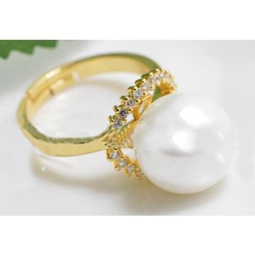 Hongguangyaxuan White Rings