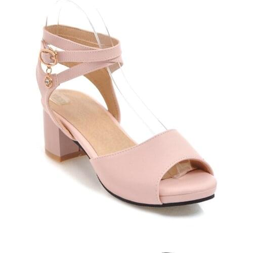 Summer new simple cross buckle with thick heel with hollow size code 31-47 fish mouth female sandals 18423