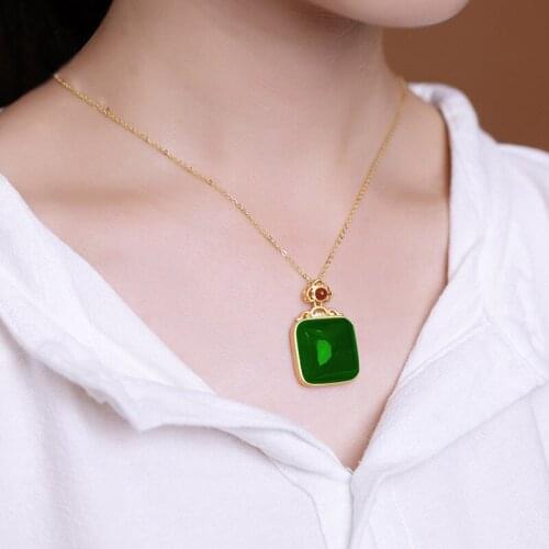 Vintage Fashion White Green Jade Emerald Gemstones Square Pendant Necklaces for Women 14k Gold Color Choker Jewelry Bijoux Gifts
