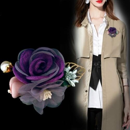 Korean High-end Fabric Flower Brooches for Women Pearl Badge Cardigan Scarf Lapel Pin Fashion Jewelry Clothes Accessories