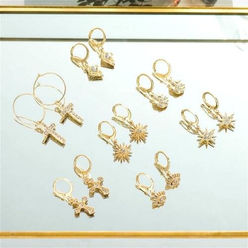 Single Sell Star Stud Earrings for Women Gold Color Leaf Cross Eyes Tiny Huggie Stud Earrings Set For Women Girls Jewelry