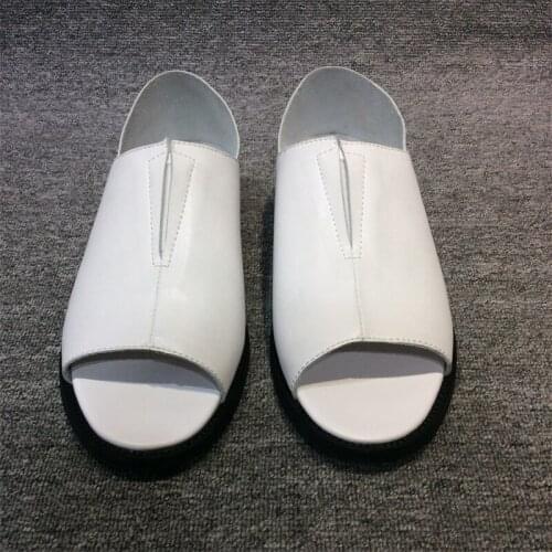 Men Summer Comfortable Peep Toes Flat Slippers Male Breathable Slip On England Style Fashion Rome Leather Sandals Free Shipping