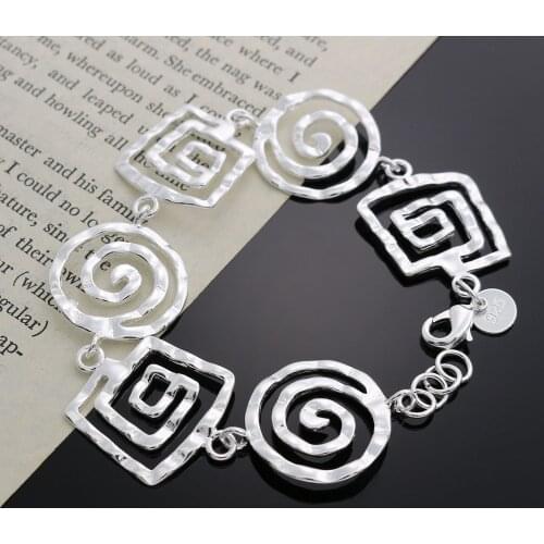 Hot sale cute Beautiful fashion silver color women round Bracelet high quality classic jewelry wholesale Christmas gift LH026