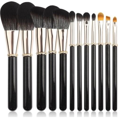 Factory Sales High-end 12pcs Luxury Crystal Cosmetic Brush Set with Rhinestone Makeup Brushes Set Foundation Blush Tool Kit